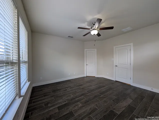 $1,745 | 737 Milestone Park, New Braunfels, TX 78130