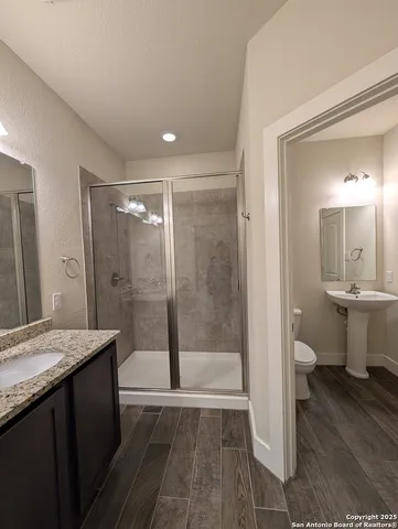 $1,745 | 737 Milestone Park, New Braunfels, TX 78130