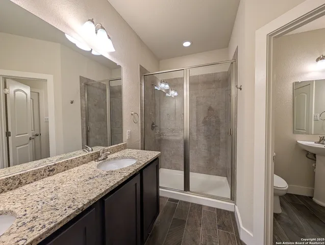 $1,745 | 737 Milestone Park, New Braunfels, TX 78130