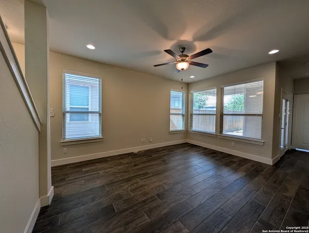 $1,745 | 737 Milestone Park, New Braunfels, TX 78130