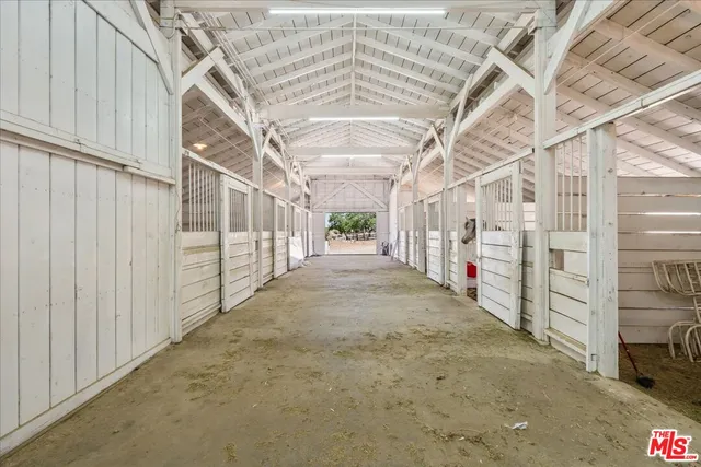 $5,750,000 | 31008 Pine Canyon Road, Lake Hughes, CA 93532