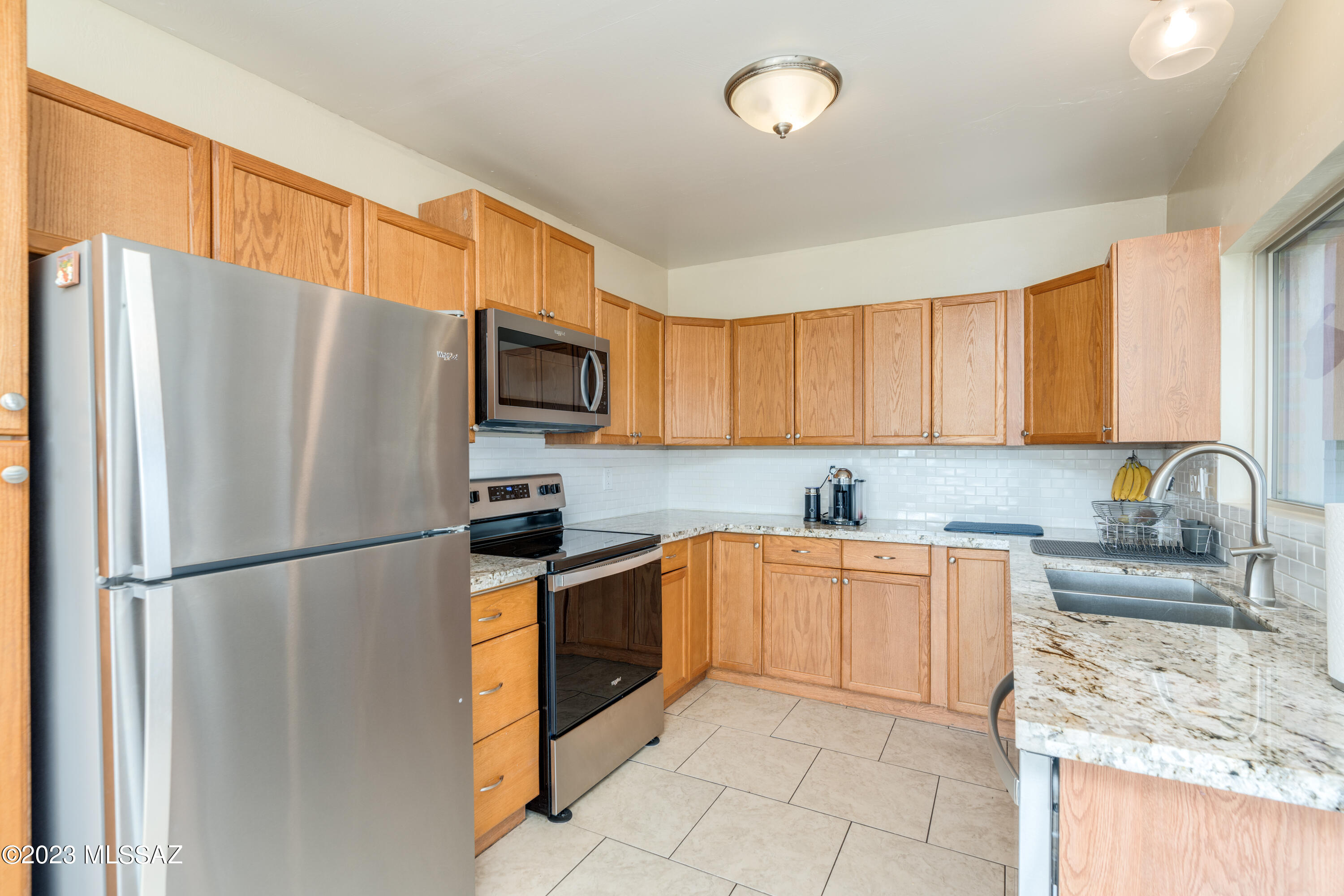 2942 South Harrison Road Tucson, AZ 85730 - Photo 3 of 38 Gallery Image 3