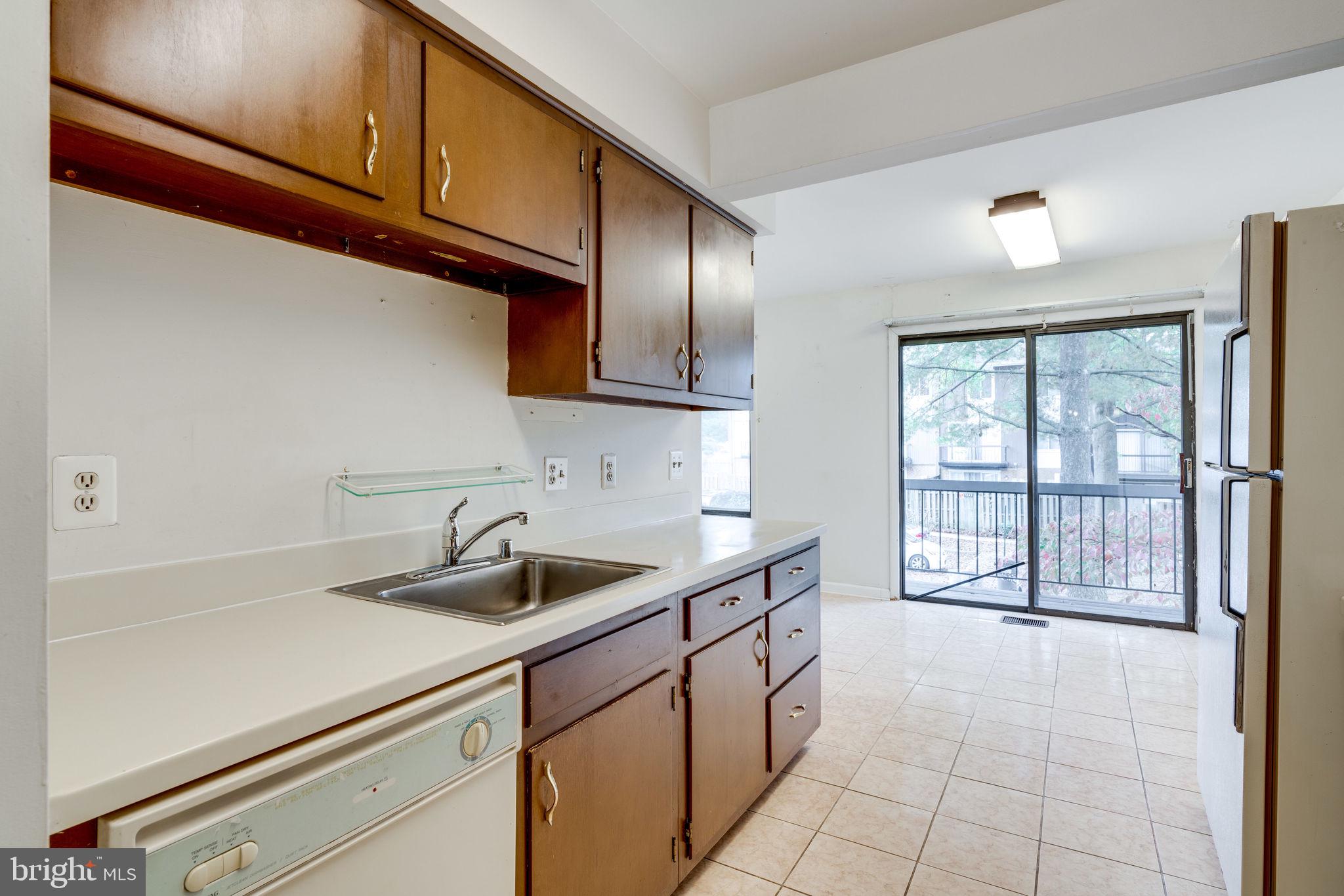 7037 Brocton Court Springfield, VA 22150 - Photo 11 of 40 Gallery Image 11