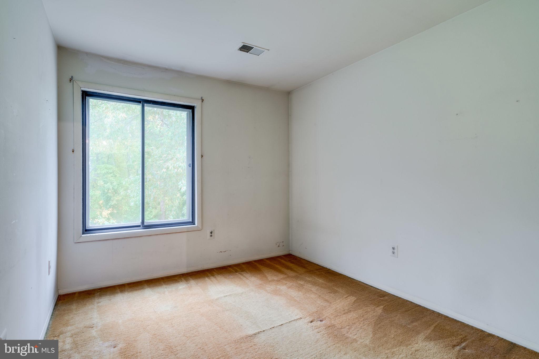 7037 Brocton Court Springfield, VA 22150 - Photo 29 of 40 Bedroom #2