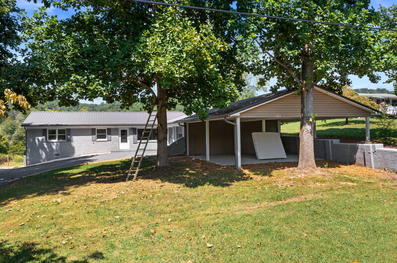 602 Kirkham Road Bean Station, TN 37708 - Photo 2 of 33 A.jpg-vsuniqueid-64fbb3943d037