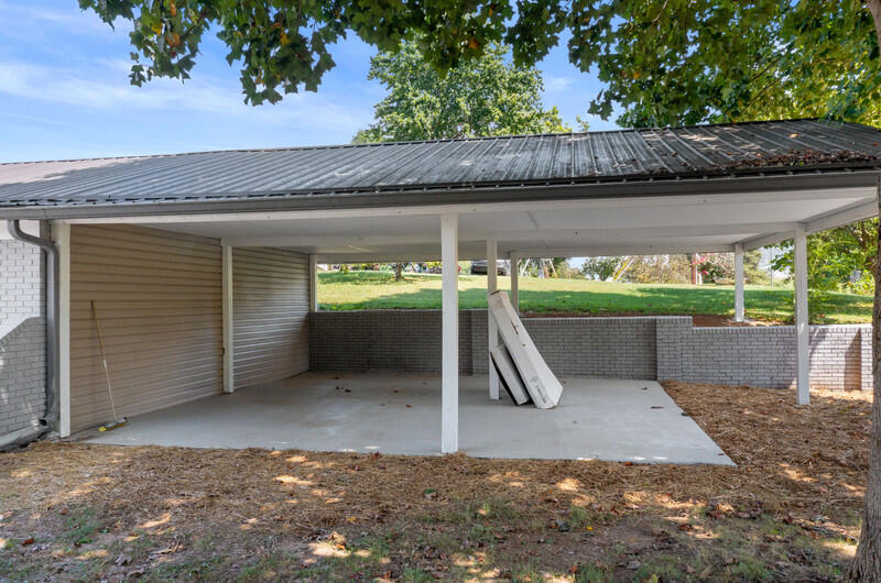 602 Kirkham Road Bean Station, TN 37708 - Photo 22 of 33 ZJI_0556.jpg-vsuniqueid-64fbb3b054541