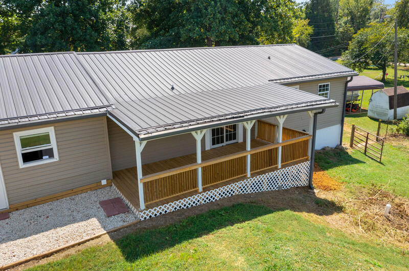 602 Kirkham Road Bean Station, TN 37708 - Photo 24 of 33 ZJI_0568.jpg-vsuniqueid-64fbb3b31a593