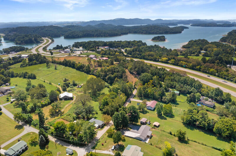 602 Kirkham Road Bean Station, TN 37708 - Photo 30 of 33 ZJI_0598.jpg-vsuniqueid-64fbb3bcef7a6