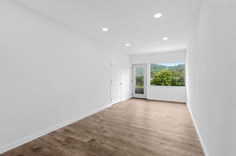 602 Kirkham Road Bean Station, TN 37708 - Photo 9 of 33 D_3243.jpg-vsuniqueid-64fbb39dcf0ac