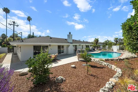 $1,895,000 | 22505 Dardenne Street, Calabasas, CA 91302