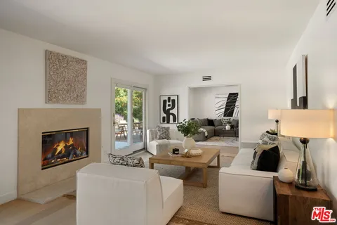 $1,895,000 | 22505 Dardenne Street, Calabasas, CA 91302
