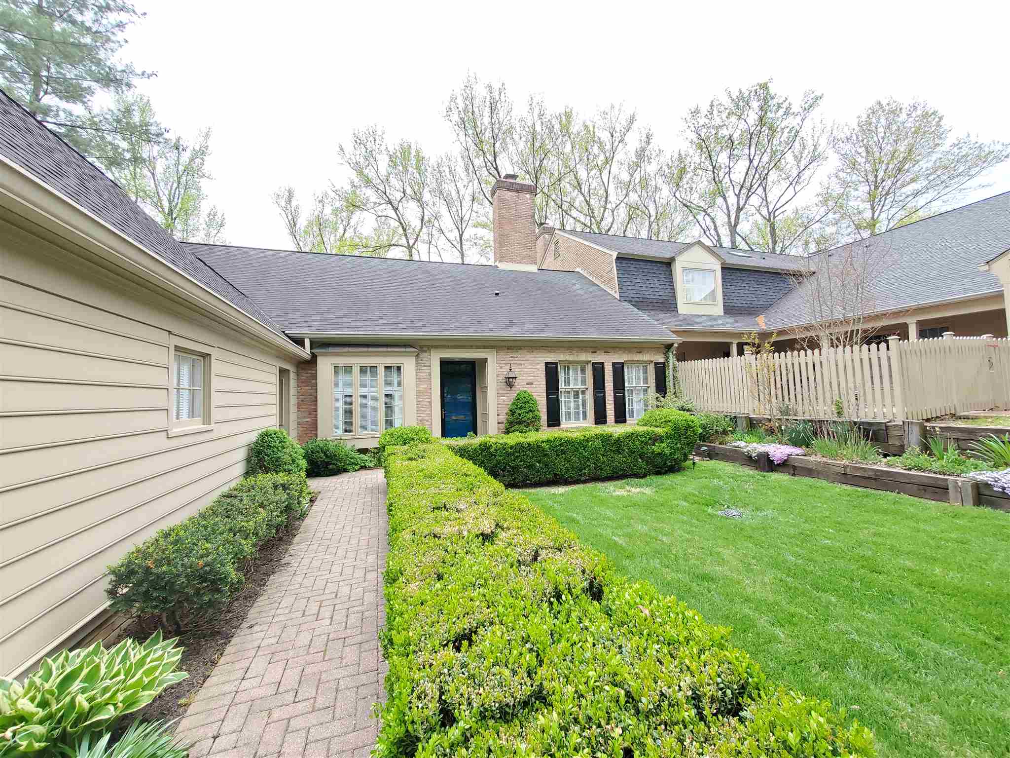 4023 Fairfax Road Evansville, IN 47710 - Photo 2 of 36 Gallery Image 2