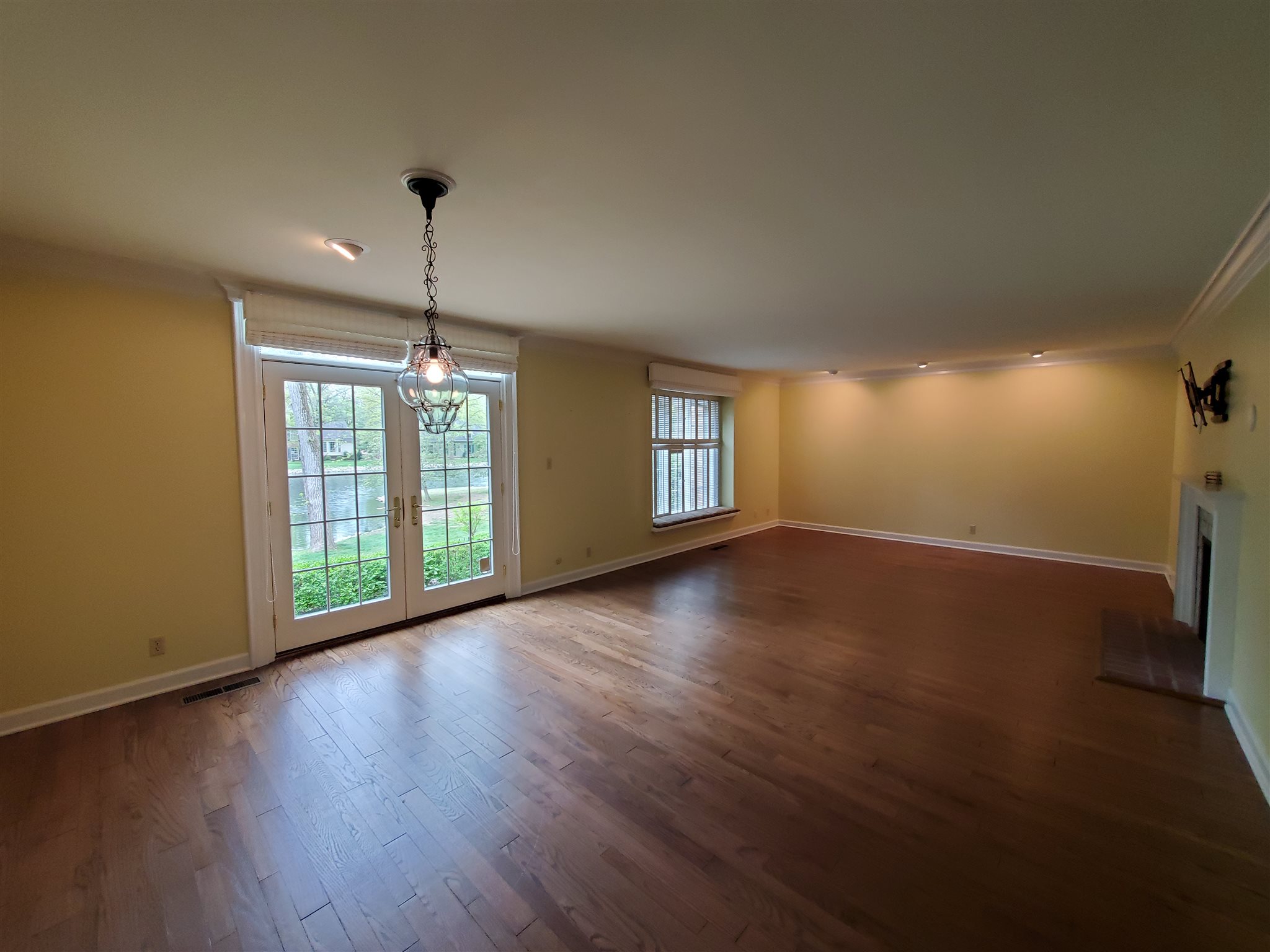 4023 Fairfax Road Evansville, IN 47710 - Photo 4 of 36 Gallery Image 4