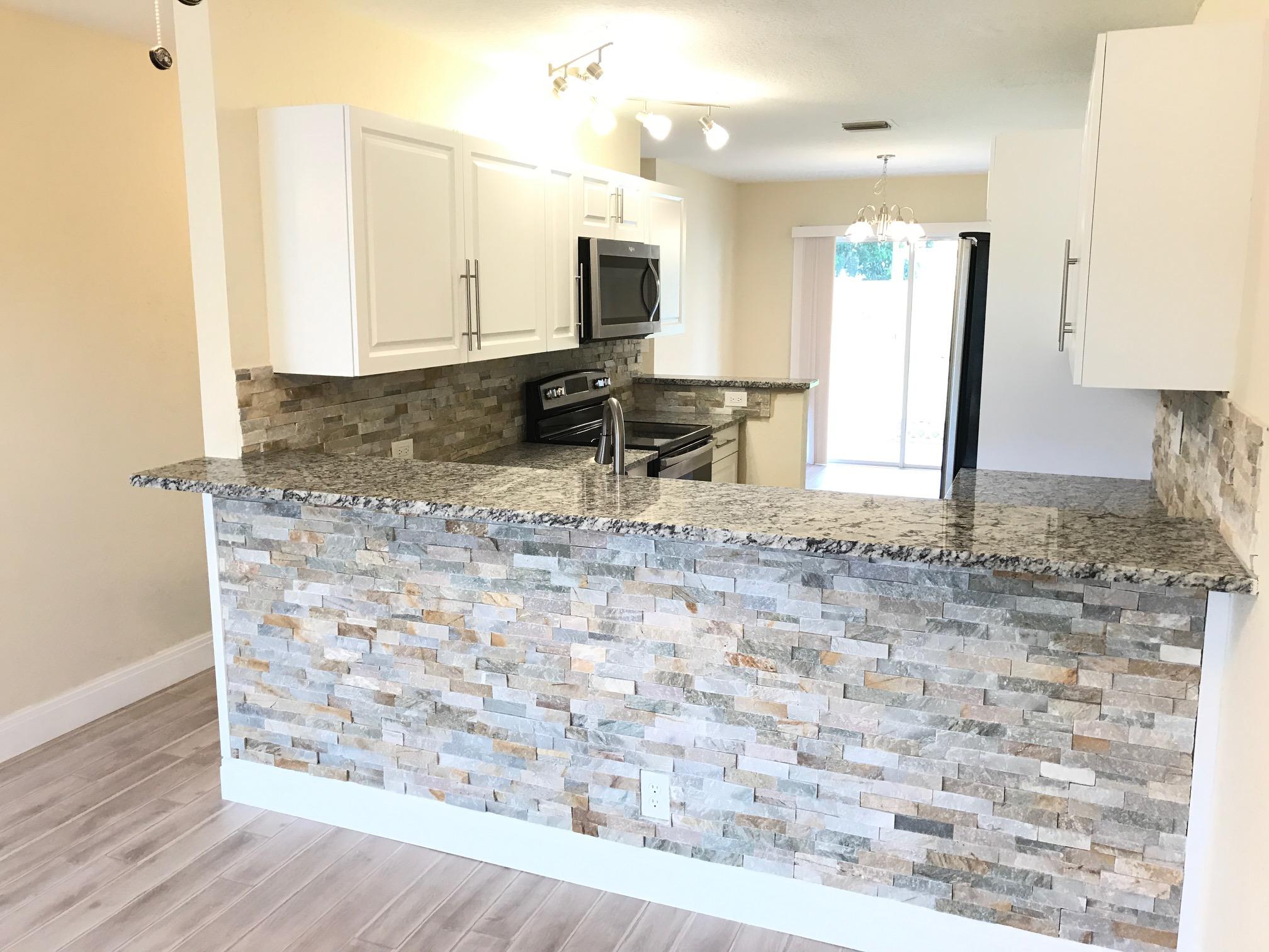 6830 4th Street Jupiter, FL 33458 - Photo 3 of 14 IMG_0699