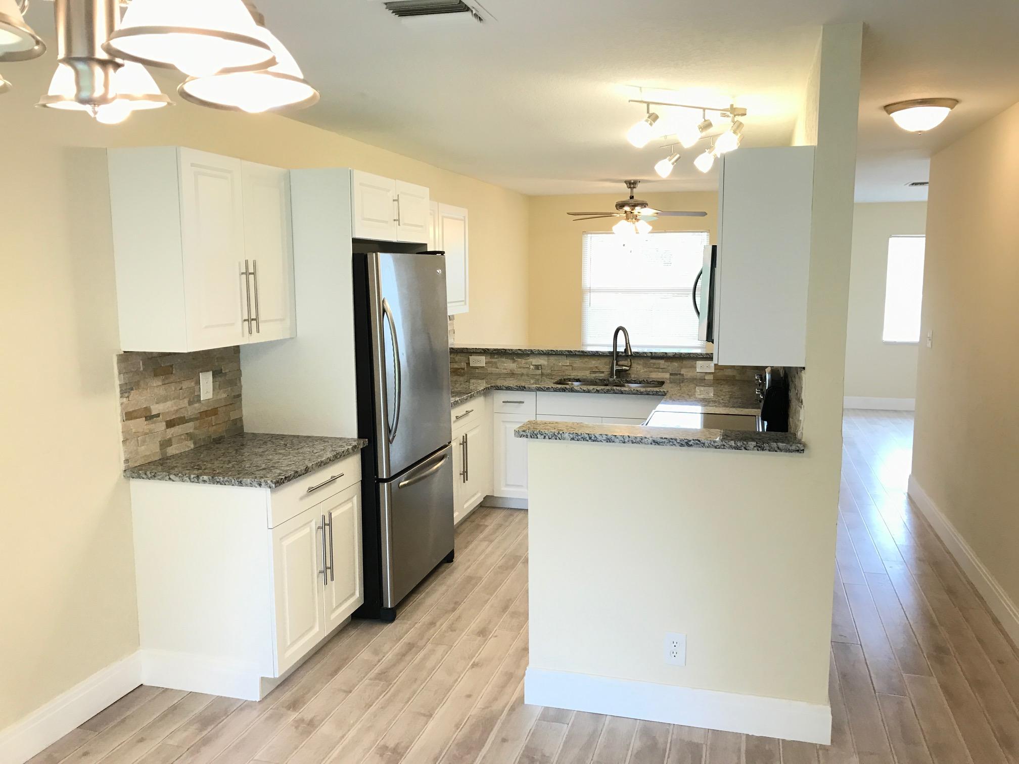 6830 4th Street Jupiter, FL 33458 - Photo 4 of 14 IMG_0701