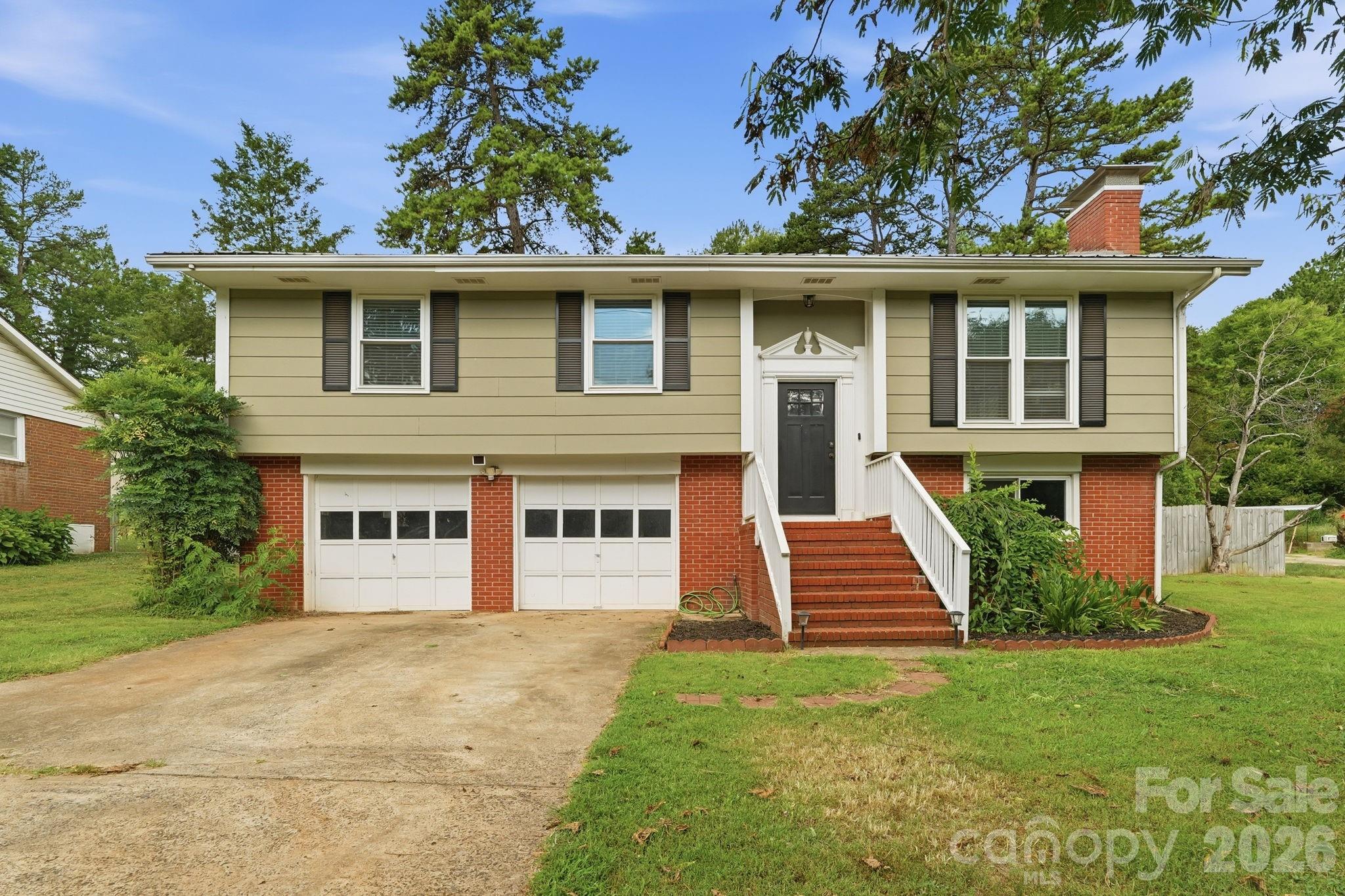 2080 South Point Road Belmont, NC 28012 - Photo 1 of 35