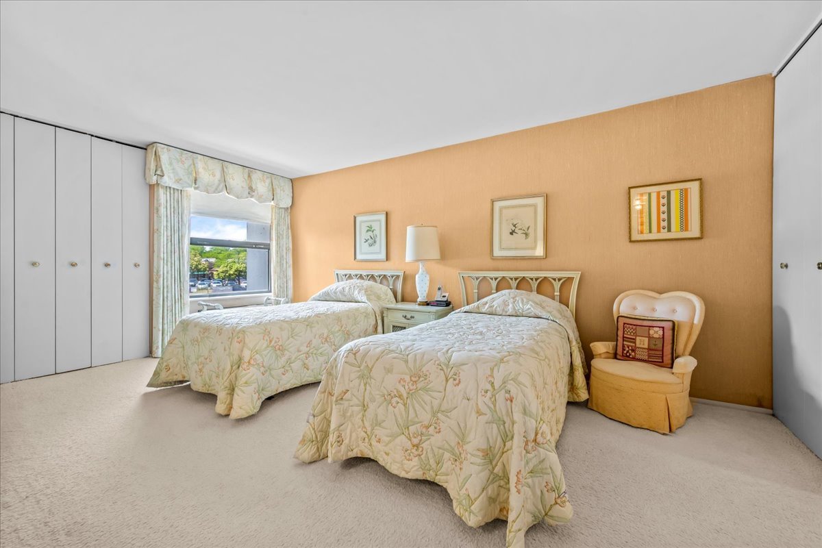 1500 Sheridan Road, Unit 2I Wilmette, IL 60091 - Photo 13 of 29