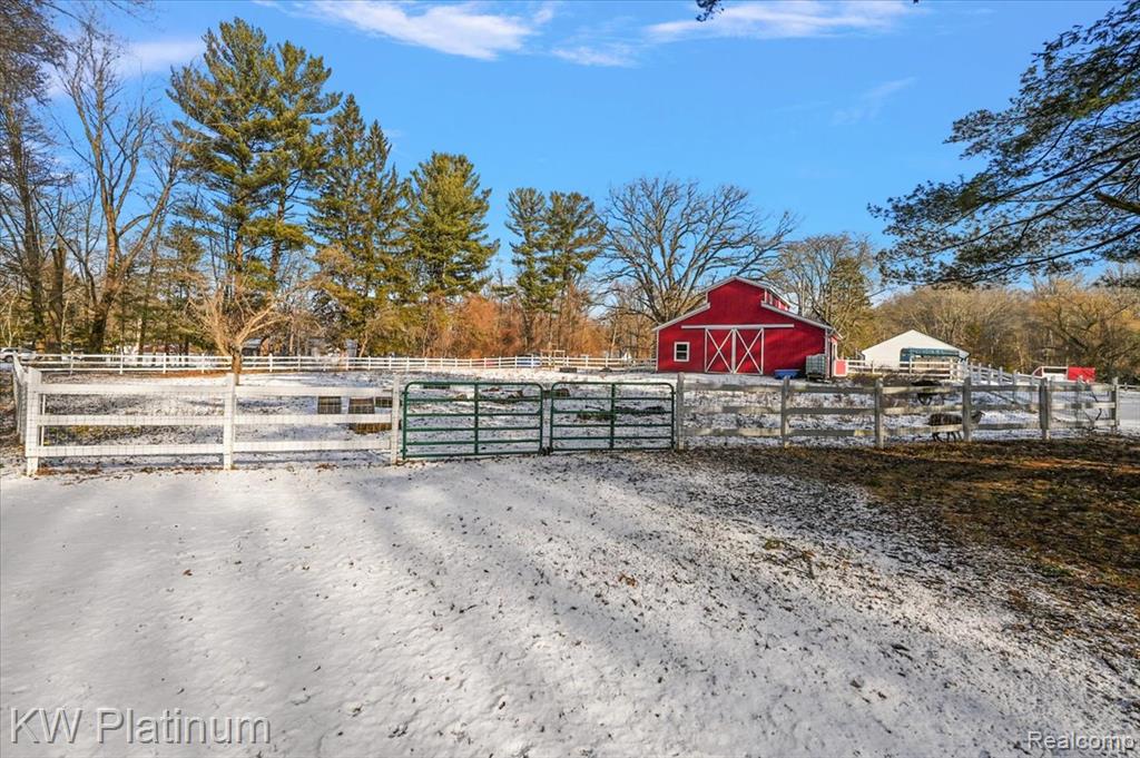 8658 Marsh Road Algonac, MI 48001 - Photo 63 of 81