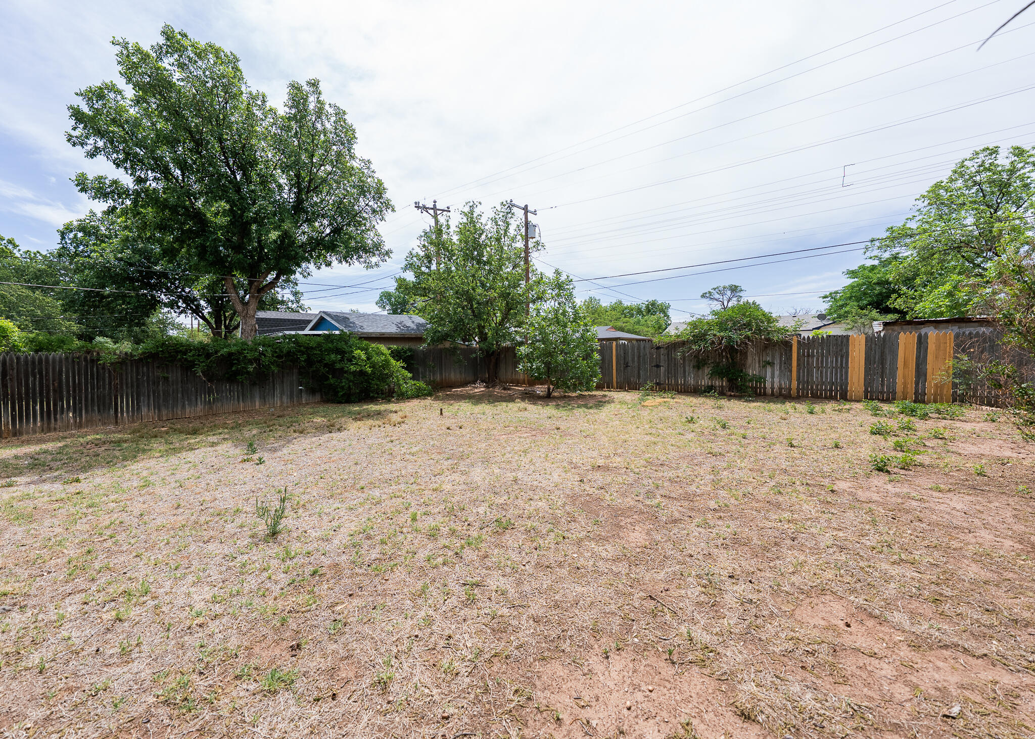 3015 48th Street Lubbock, TX 79413 - Photo 15 of 16 DSC08672