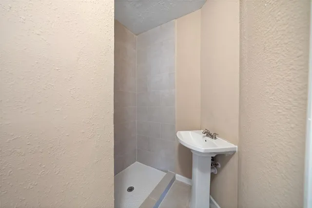 $4,000 | 23010 Prairie Lake Court, Richmond, TX 77407