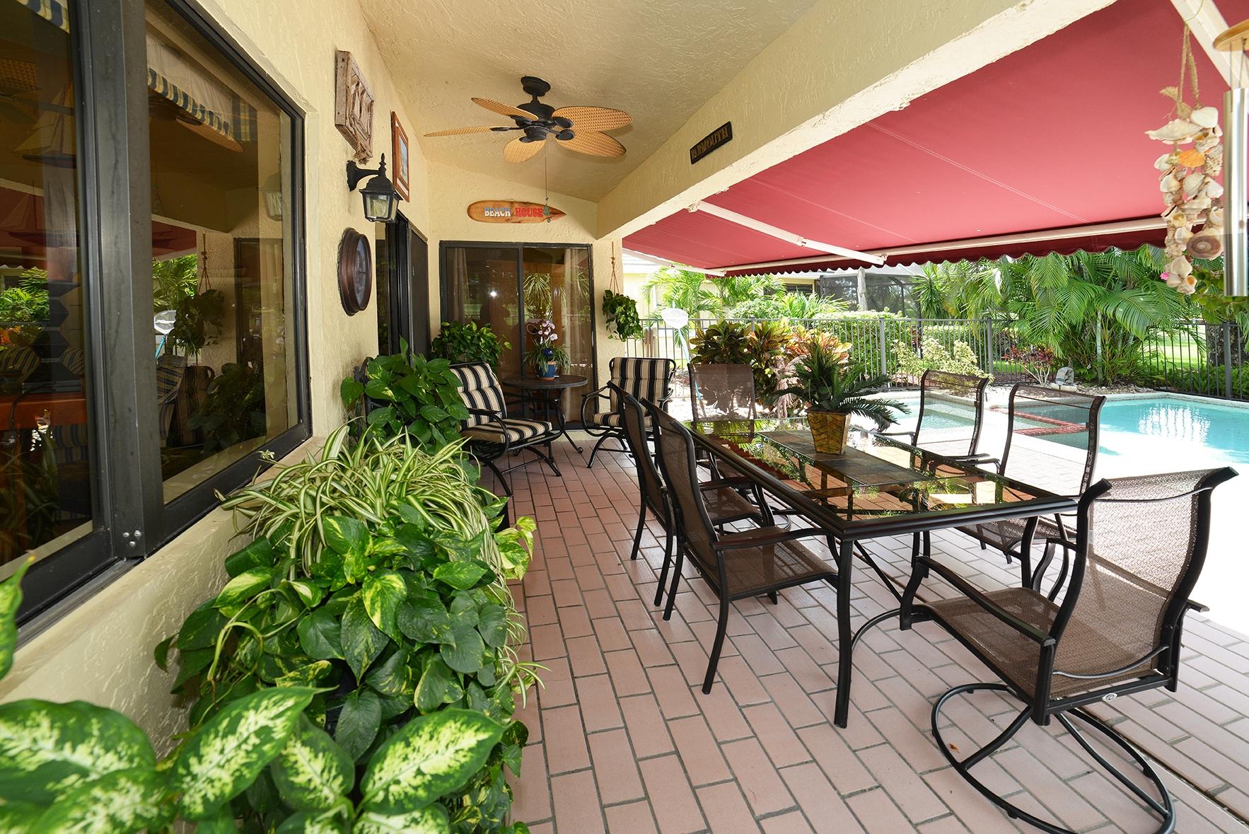 6137 Beaconwood Road Lake Worth, FL 33467 - Photo 14 of 18 Patio