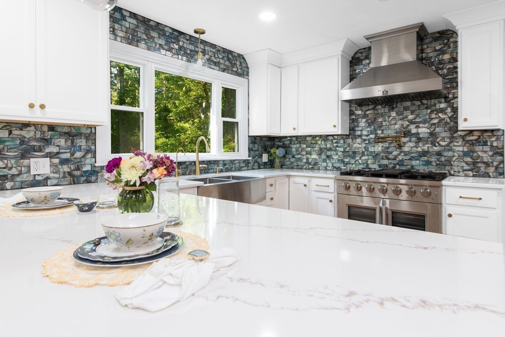 6 Running Stream Road Rehoboth, MA 02769 - Photo 13 of 40