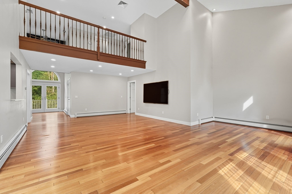 243 Brookfield Road Brimfield, MA 01010 - Photo 8 of 42