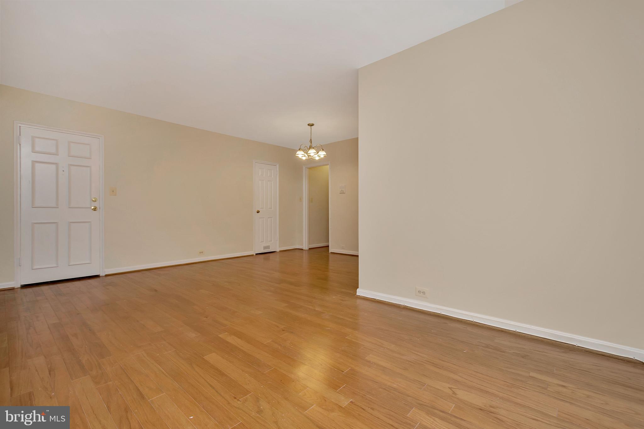 4324 2nd Road North, Unit 43243 Arlington, VA 22203 - Photo 5 of 30 Spacious & Open