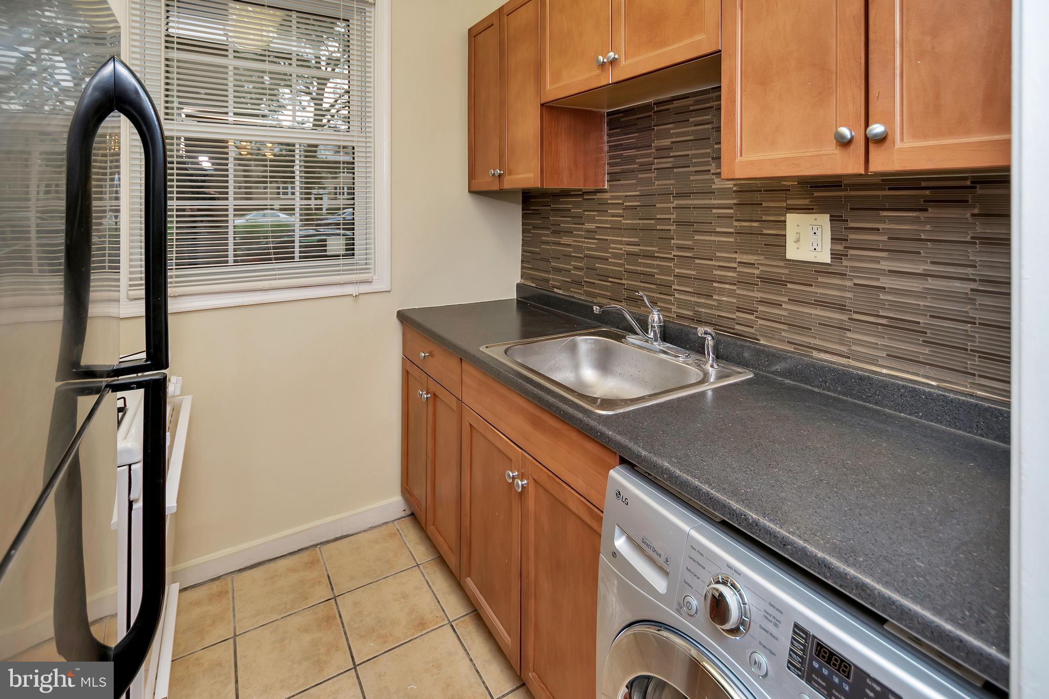 4324 2nd Road North, Unit 43243 Arlington, VA 22203 - Photo 10 of 30 Galley Kitchen