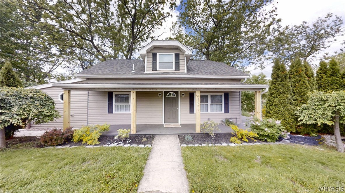 7196 Rapids Road Lockport Town, NY 14094 - Photo 1 of 50