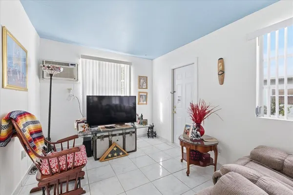 $309,000 | 6805 Margate Boulevard, Margate, FL 33063