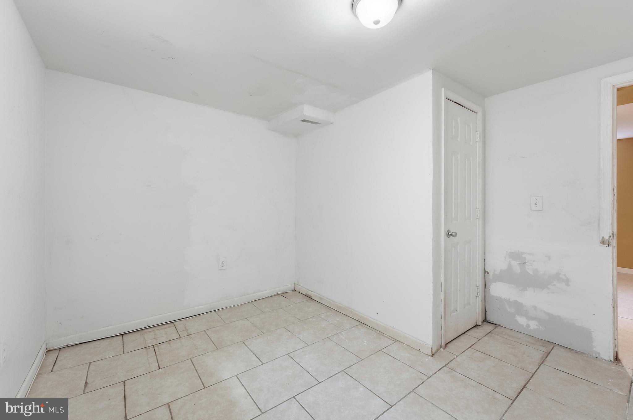 1213 Quo Avenue Capitol Heights, MD 20743 - Photo 12 of 15 a view of an empty room