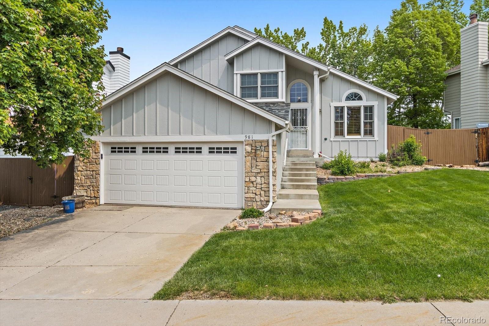 981 Thames Street Highlands Ranch, CO 80126 - Photo 2 of 21 Gallery Image 2