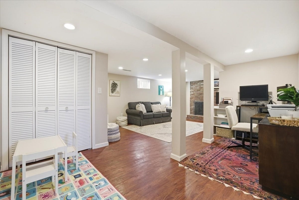 137 Robert Road Dedham, MA 02026 - Photo 20 of 42