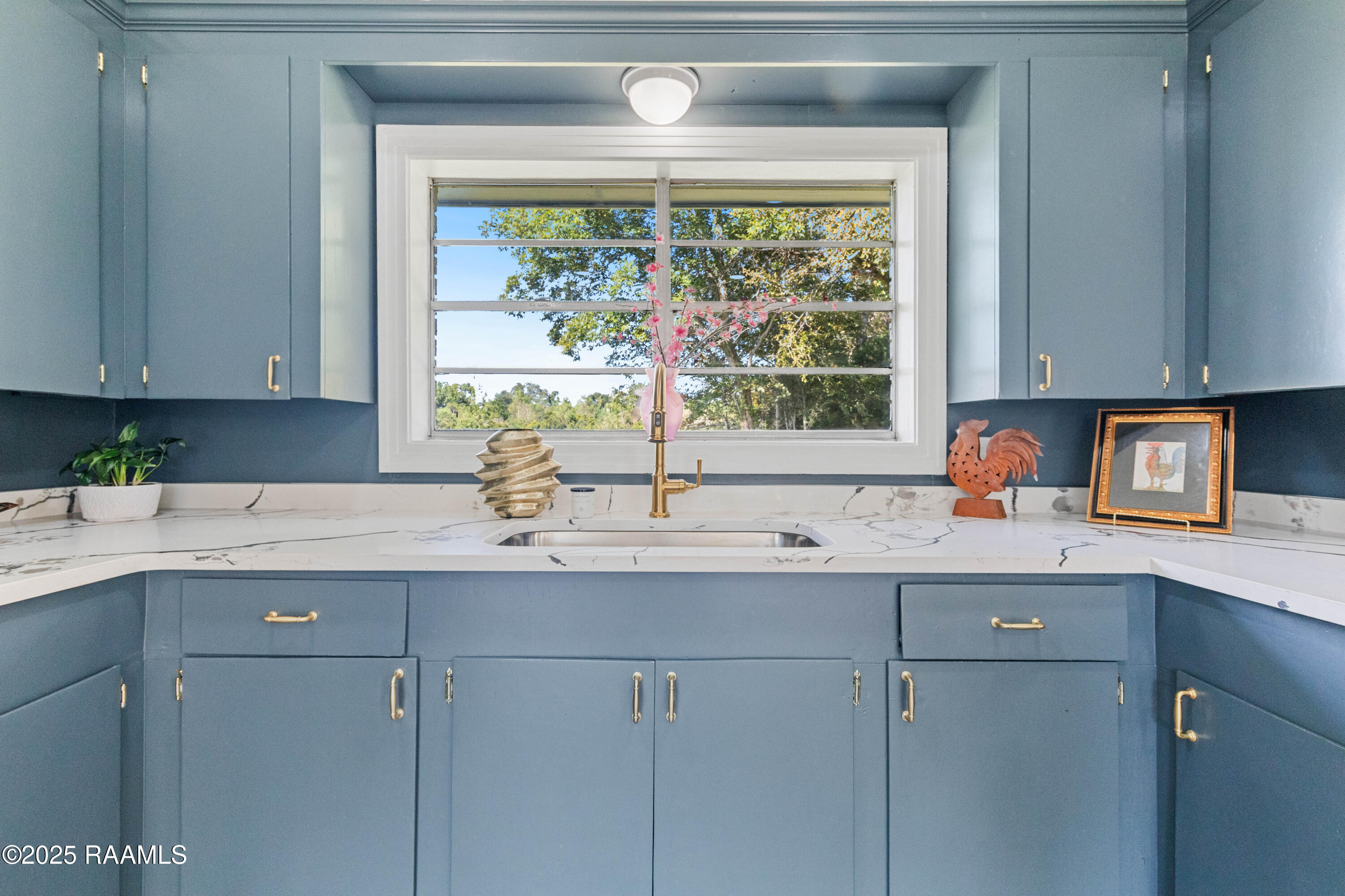 1355 B B Senior High Road Breaux Bridge, LA 70517 - Photo 17 of 30 1355BreauxBridgeHighSchool-27