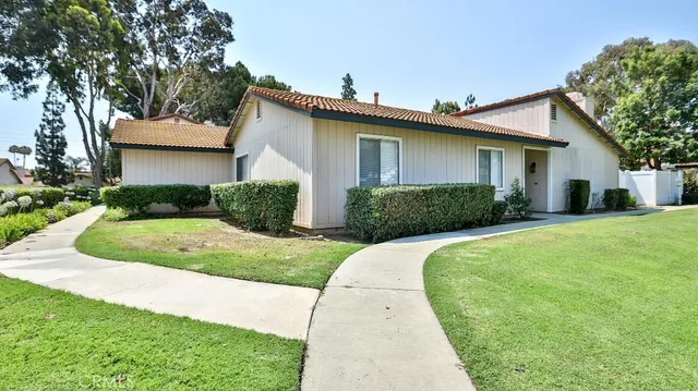 $550,000 | 1078 Border Avenue, Corona, CA 92882