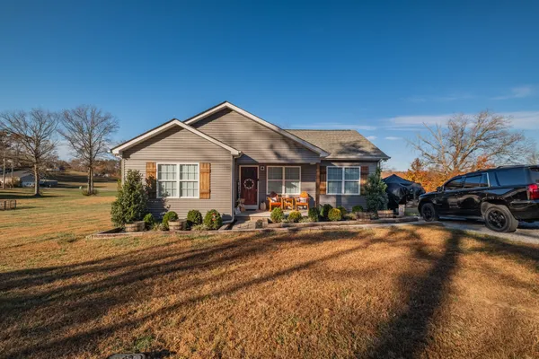 $260,000 | 200 Pine Avenue, Morrison, TN 37357