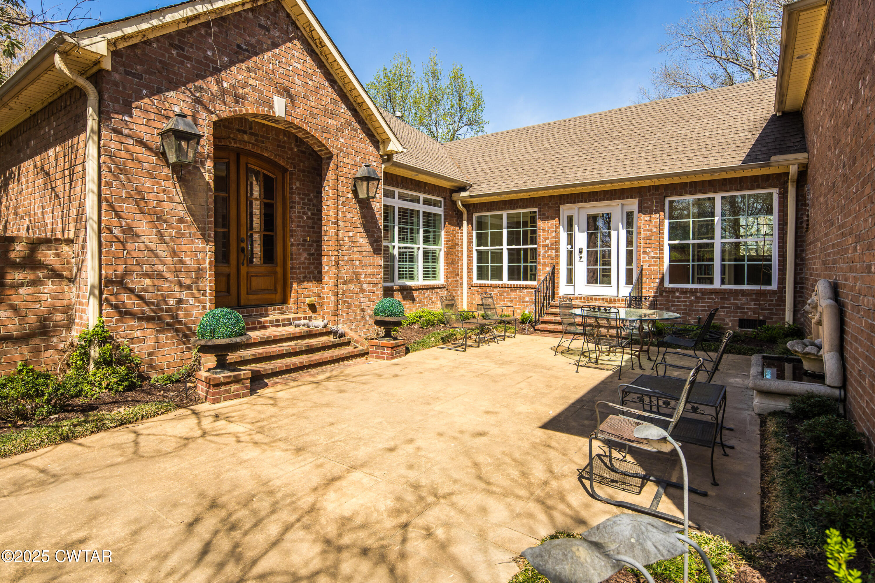 46 Lakeview Road Trenton, TN 38382 - Photo 4 of 59 020-46 Lakeview Rd-MLS Version