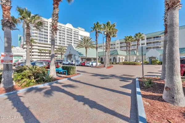 $178,900 | 2700 North Atlantic Avenue, Unit 435, Daytona Beach, FL 32118