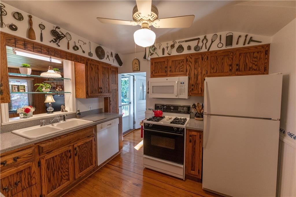 18 Roxbury Road Pittsburgh, PA 15221 - Photo 6 of 25 Gallery Image 6