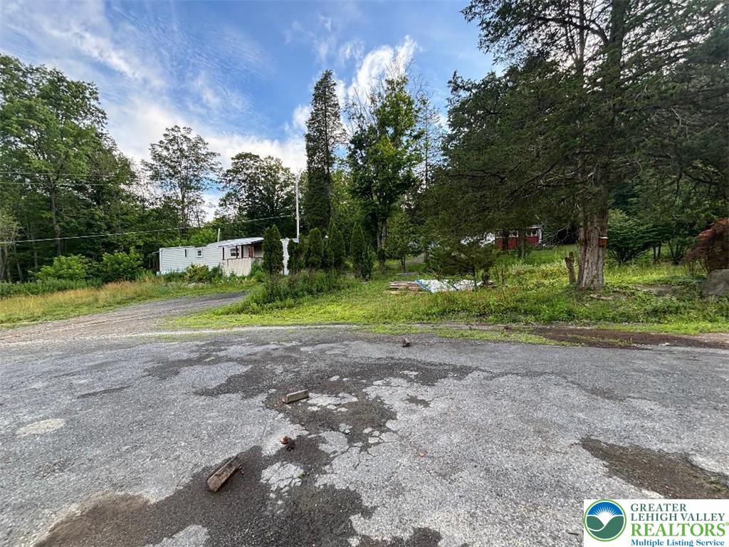 2132 Smith Road Stroudsburg, PA 18360 - Photo 2 of 5 a view of a park