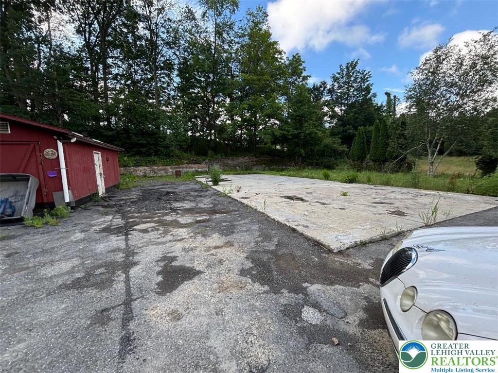 2132 Smith Road Stroudsburg, PA 18360 - Photo 3 of 5 a view of backyard with green space