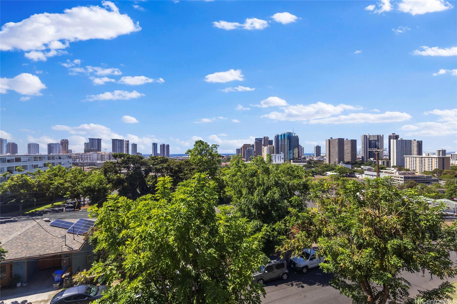217 Prospect Street, Unit D11 Honolulu, HI 96813 - Photo 21 of 24 a view of a city
