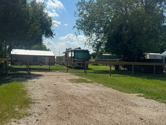 $89,000 | 146 Catamaran Circle, Palacios, TX 77465