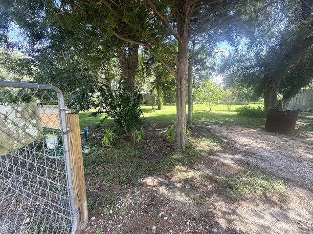 $89,000 | 146 Catamaran Circle, Palacios, TX 77465