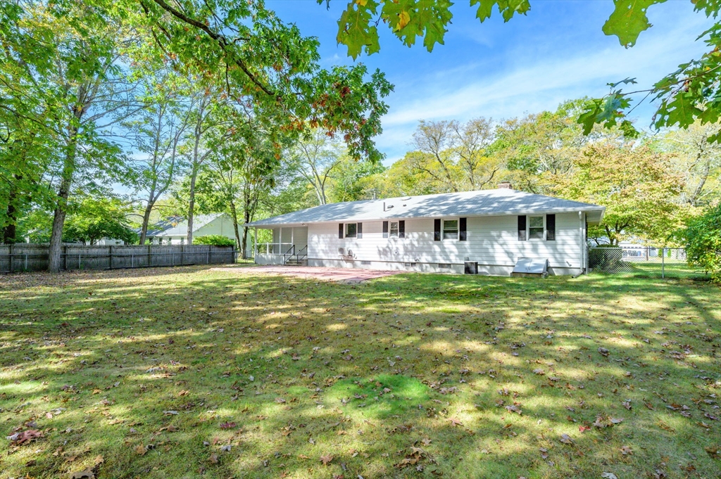557 Maple Road, Unit 1 Longmeadow, MA 01106 - Photo 10 of 42