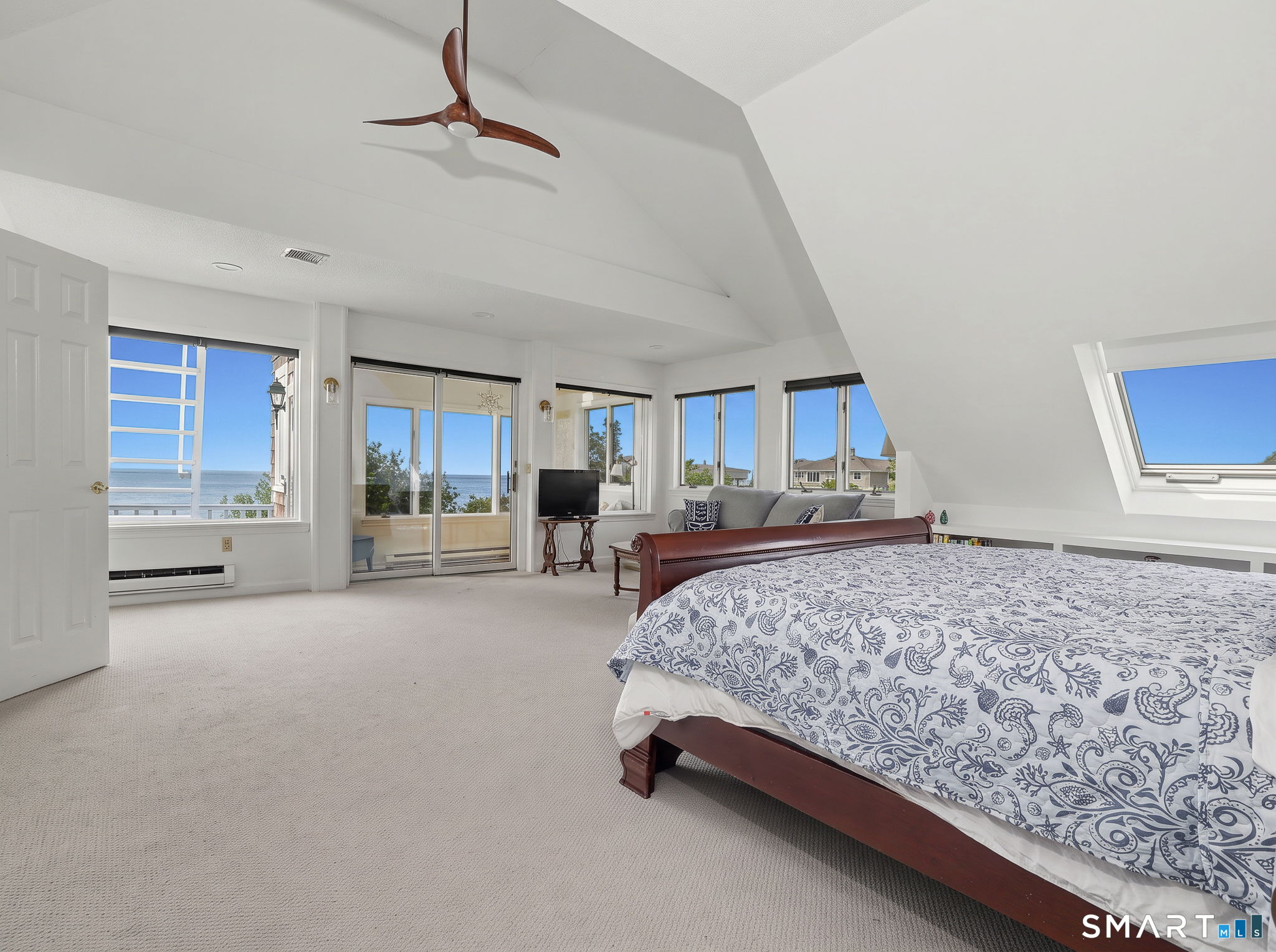 54 Shore Road Waterford, CT 06385 - Photo 19 of 39 Gallery Image 19