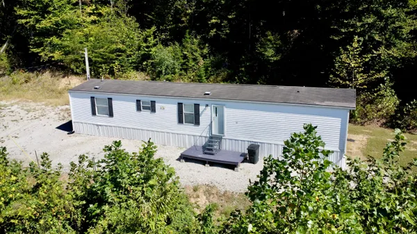 $148,000 | 239 Howards Creek Road, Sandy Hook, KY 41171