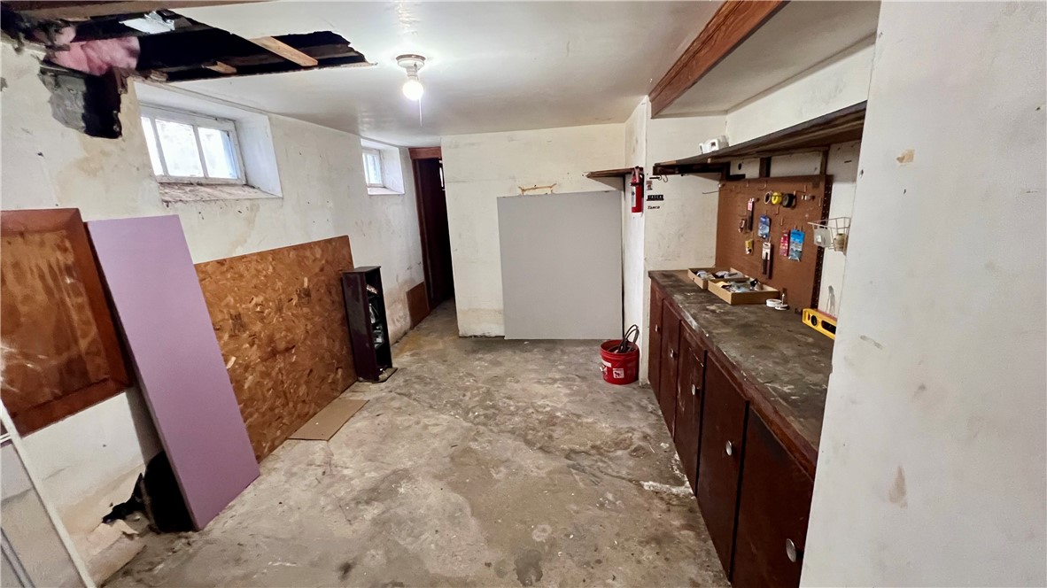 36 Messina Street Providence, RI 02908 - Photo 23 of 25