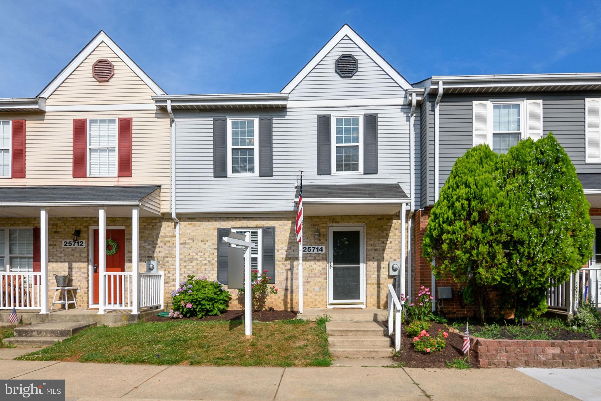 25714 Woodfield Road Damascus, MD 20872 - Photo 2 of 34 Front of House
